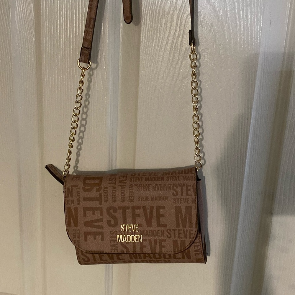Steve madden shoulder pouch